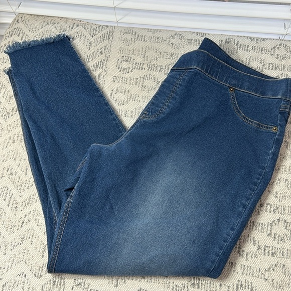 Athena Marie Pull on Skinny Leg framed hem Jeans Sz XXL - Picture 5 of 8